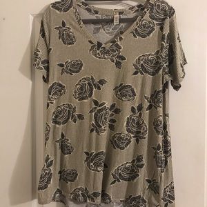 Lularoe classic T